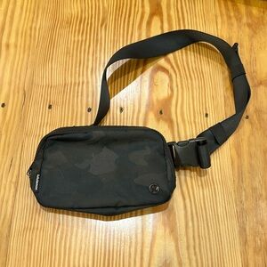 Lululemon Green Camo Belt Bag